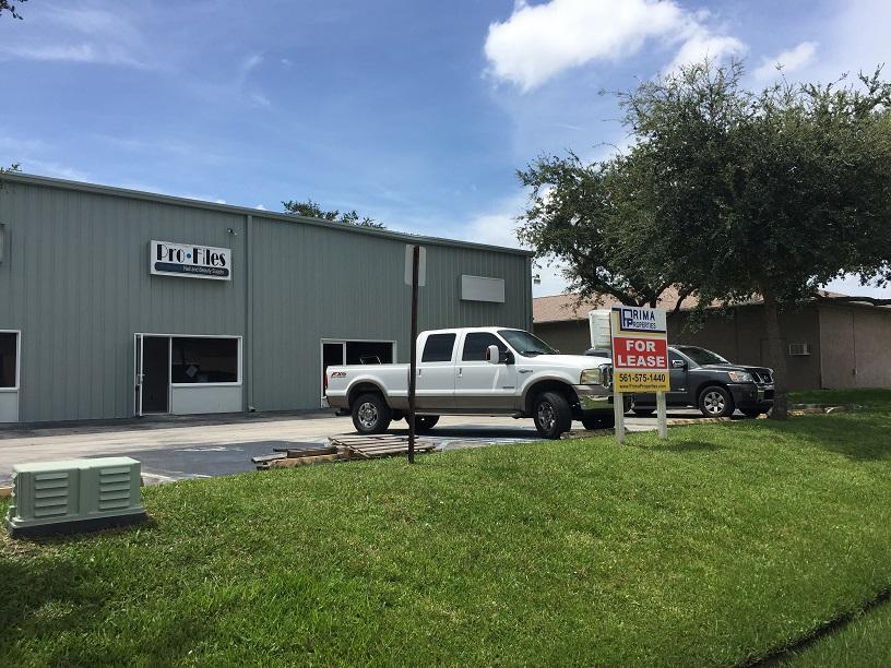 1741-1749 Macedo Boulevard - Photo 1 1741-1749 Macedo Boulevard - Photo 1