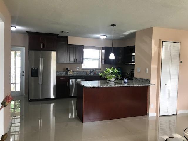 1120 Cheryl Road - Photo 1