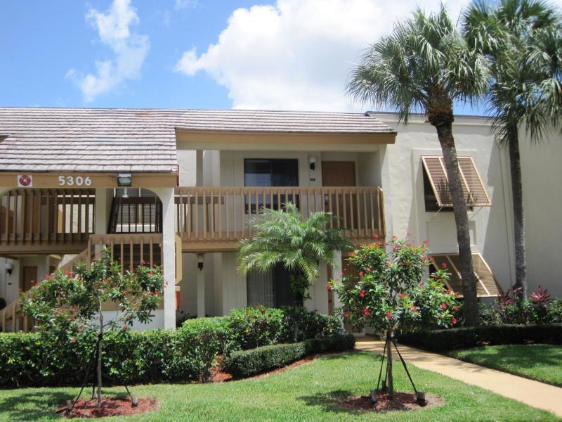 5306 Cedar Lake Drive - Photo 1