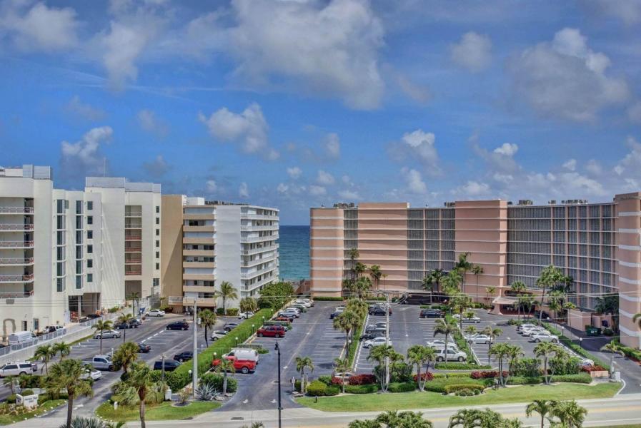 3589 Ocean Boulevard - Photo 1