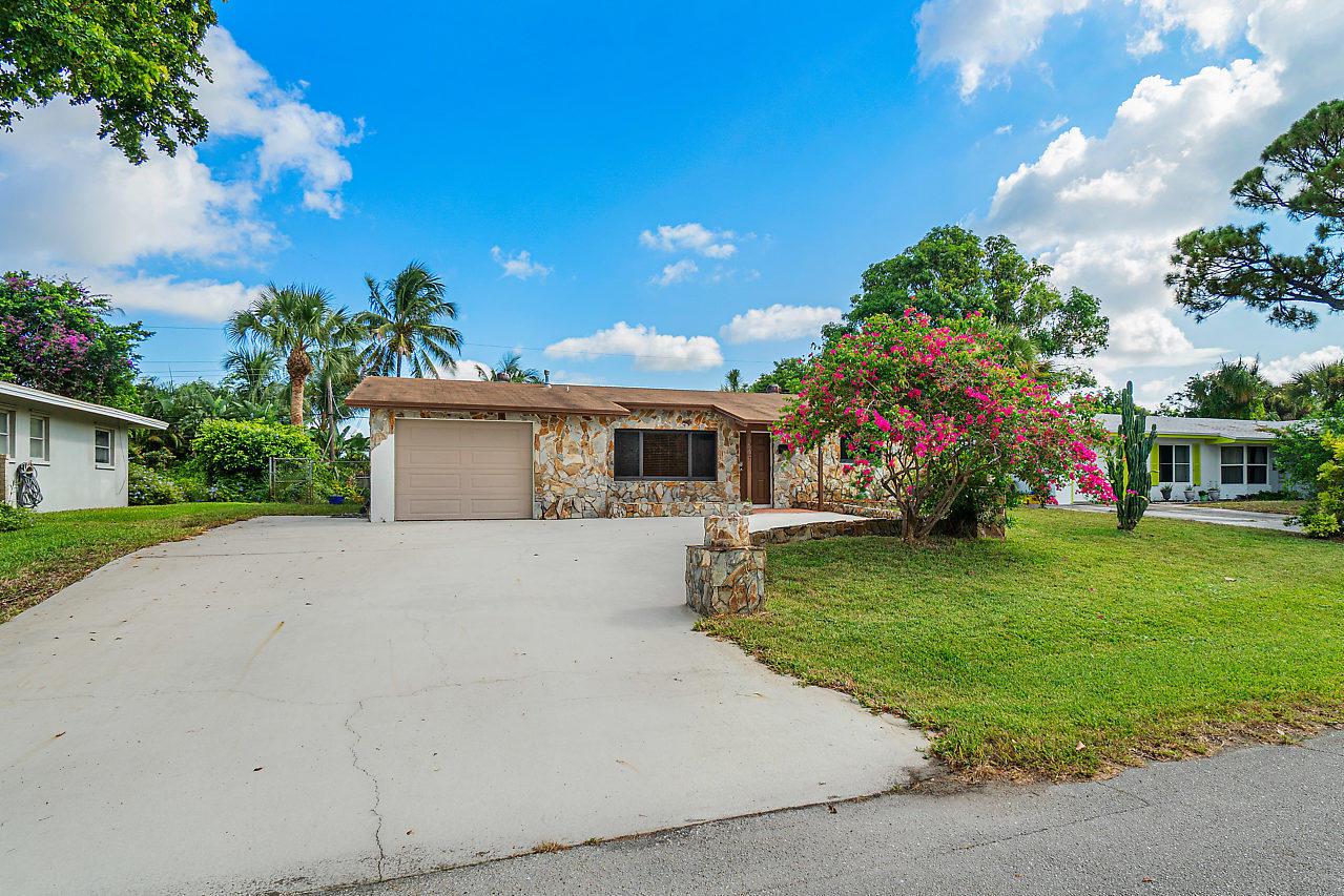 3867 Buttercup Circle - Photo 1