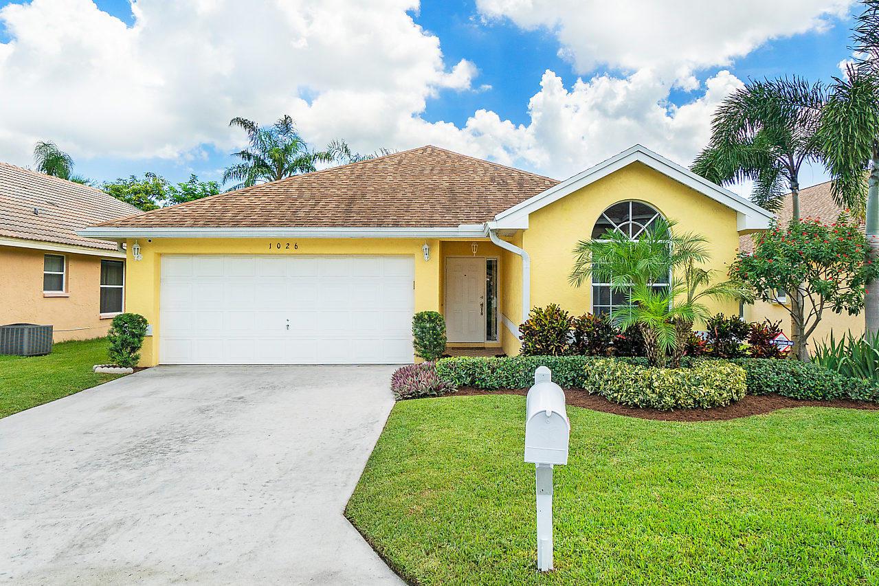 1026 Fairfax Circle - Photo 1