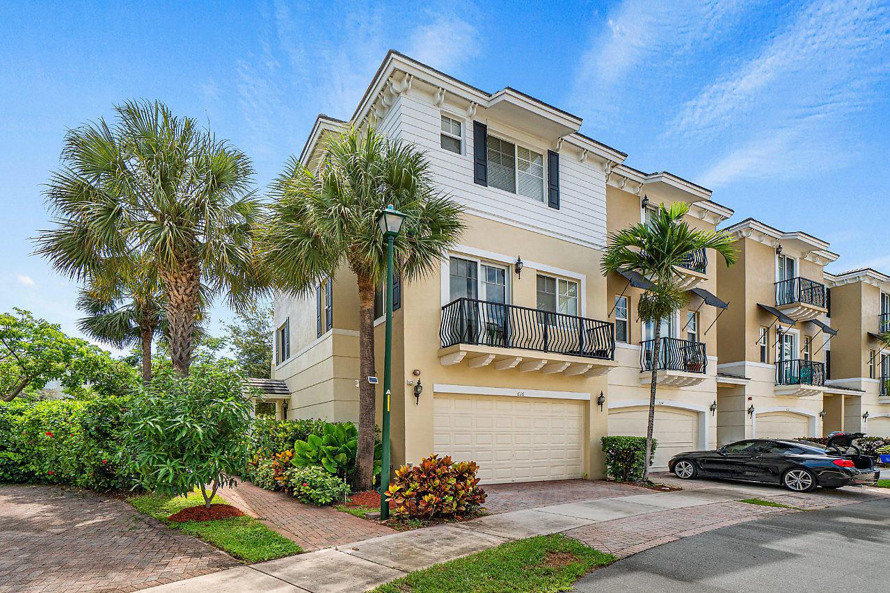 616 38th Circle - Photo 1