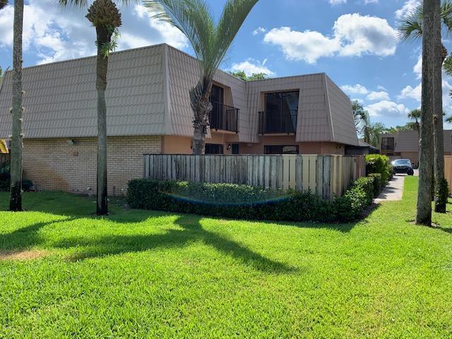 5720 57th Way - Photo 1