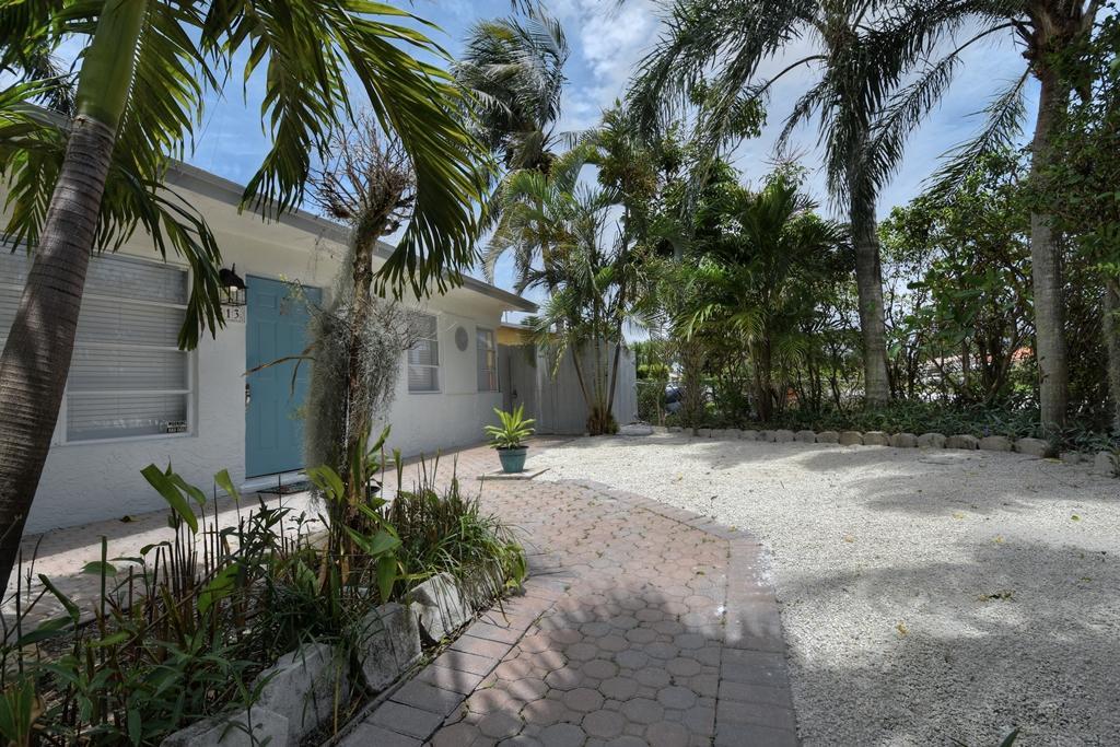 1513 29th Street - Photo 1