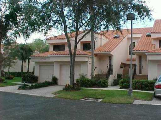 17332 Boca Club Boulevard - Photo 1