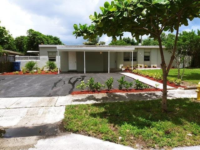 1421 Broward Street - Photo 1