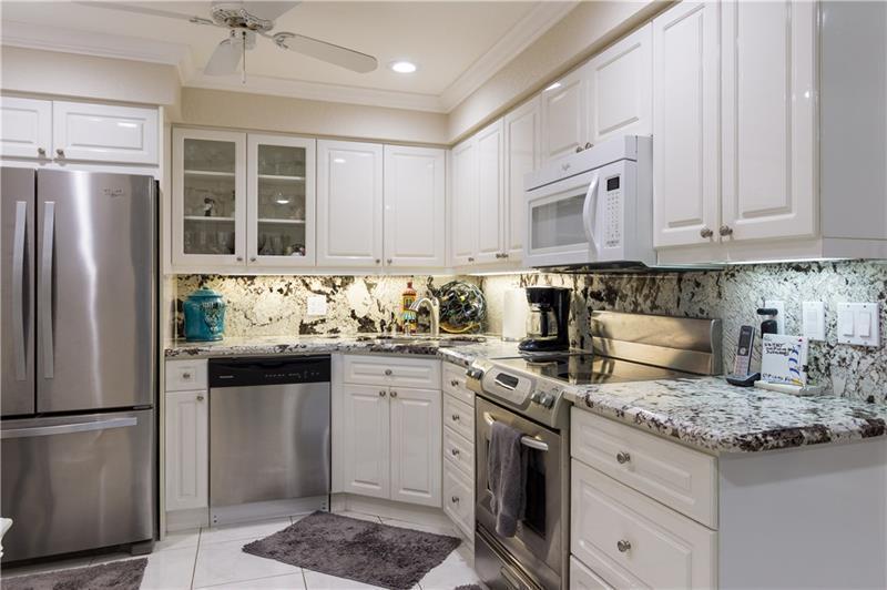 90 5th Avenue - Photo 1
