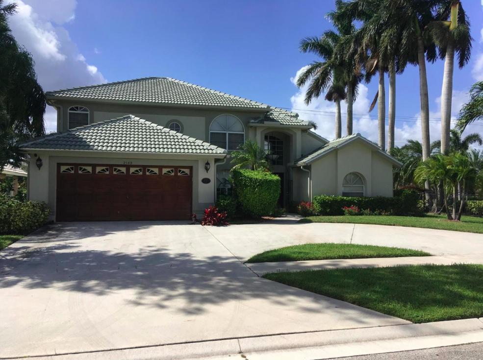 2540 Stonegate Drive - Photo 1