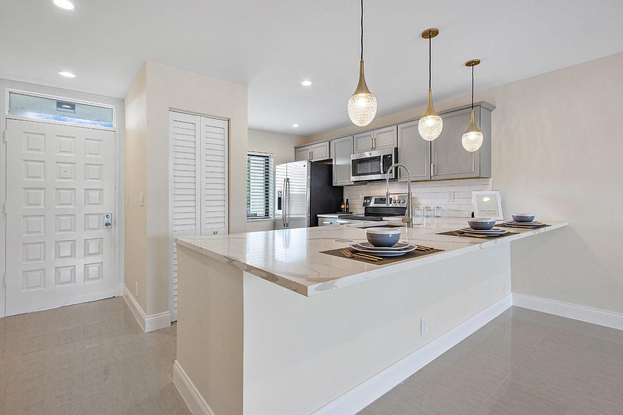 2550 Presidential Way - Photo 1