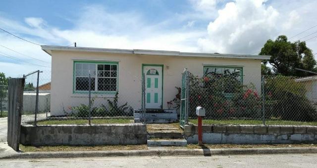1075 30th Street - Photo 1