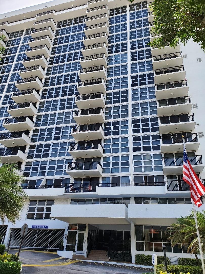 531 Ocean Boulevard - Photo 1