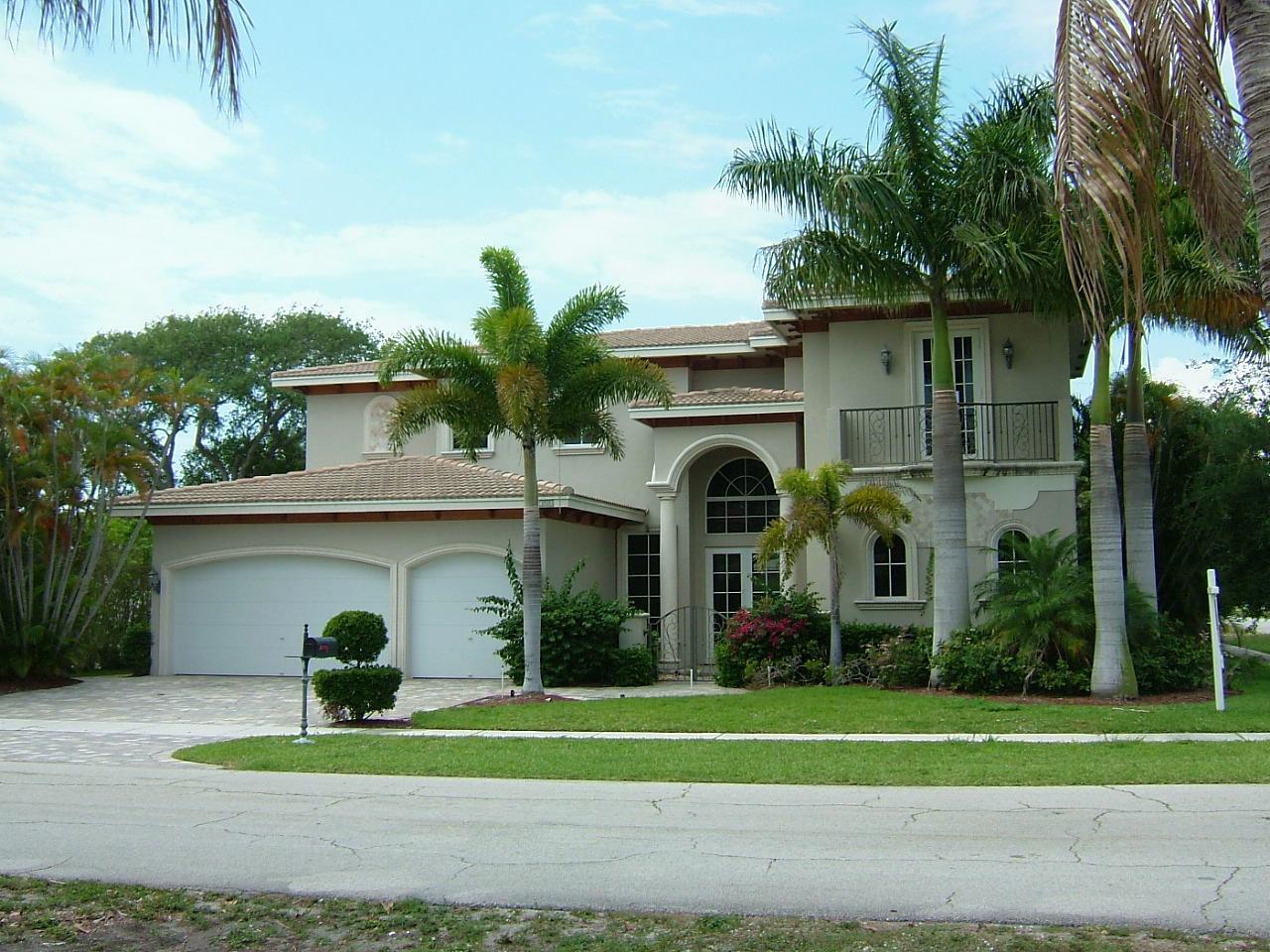 300 8th Street - Photo 1