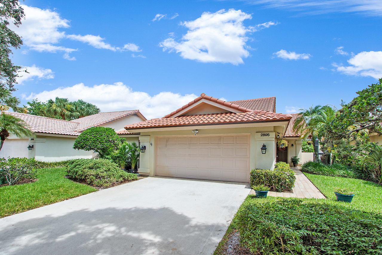 2895 Farragut Lane - Photo 1