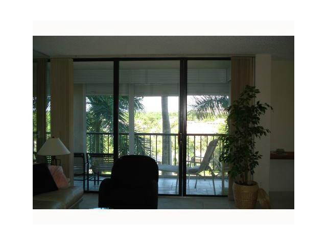 6895 Willow Wood Drive - Photo 1