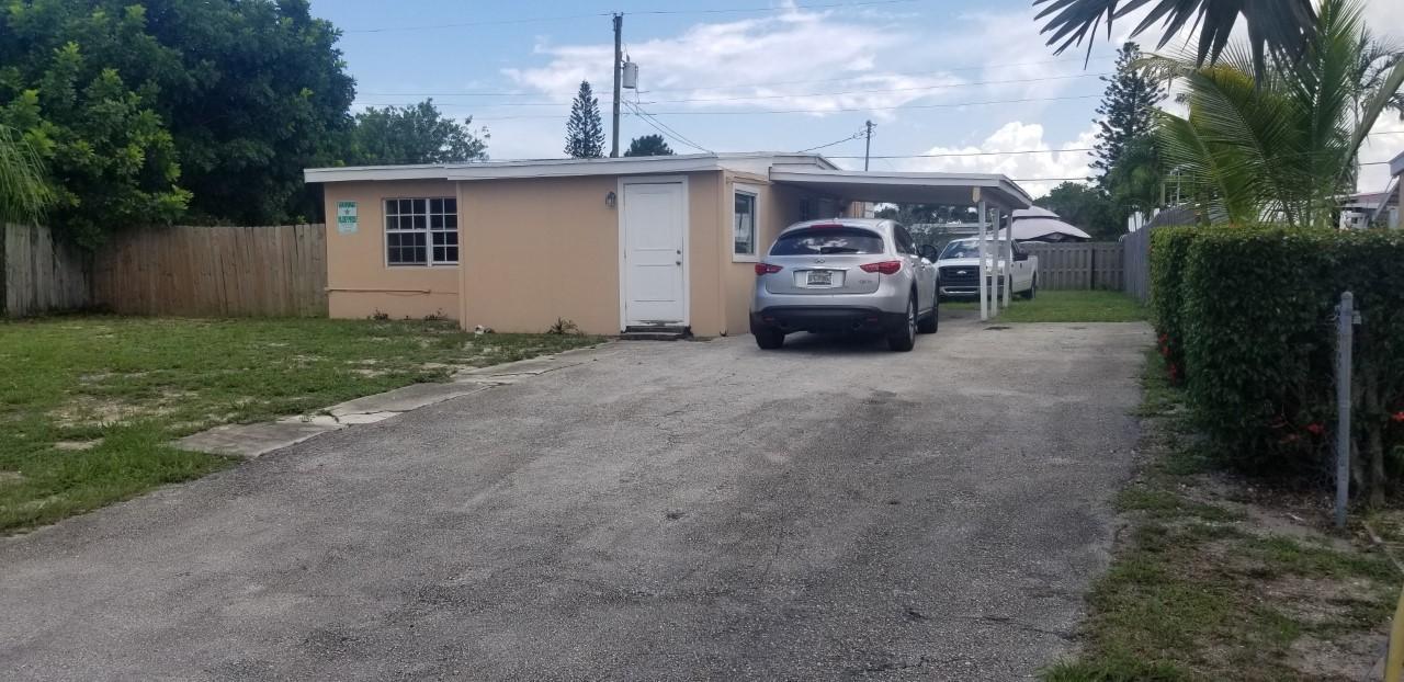 390 Hibiscus Tree Drive - Photo 1
