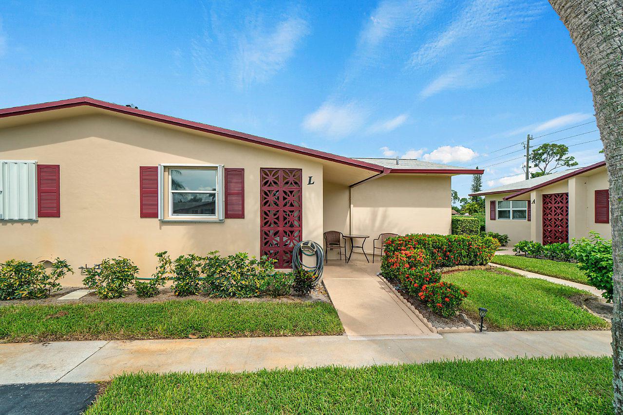 2950 Crosley Drive - Photo 1