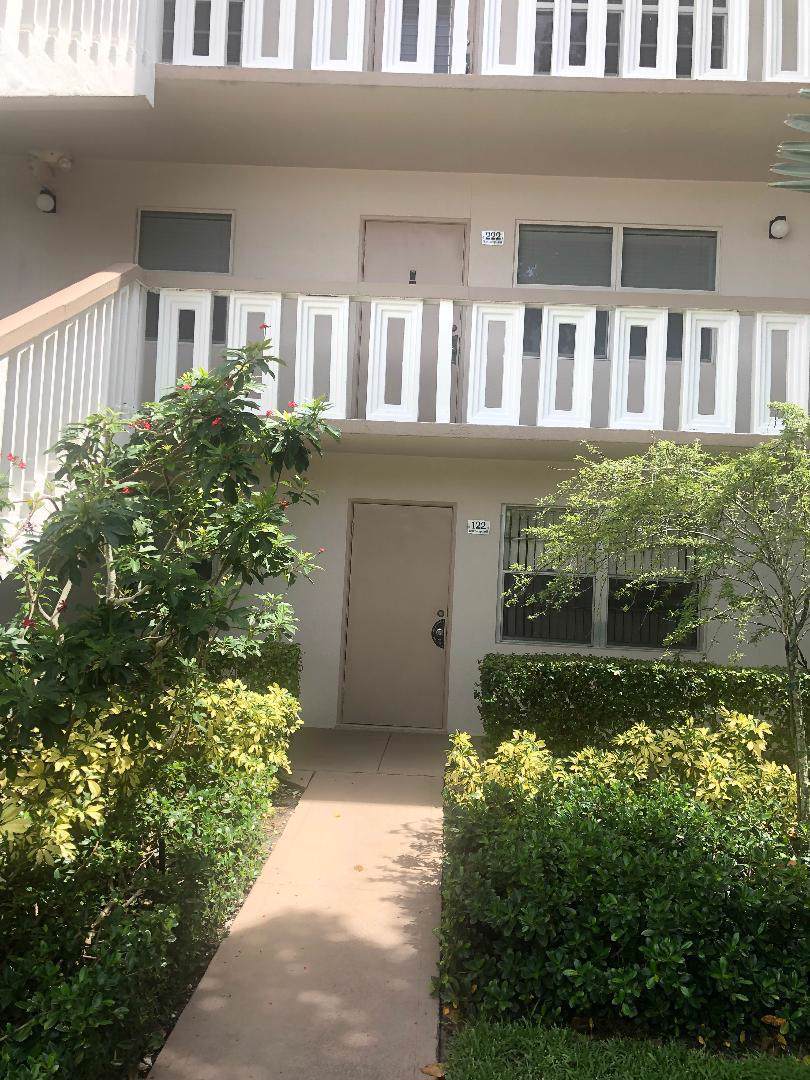 122 Southampton B - Photo 1