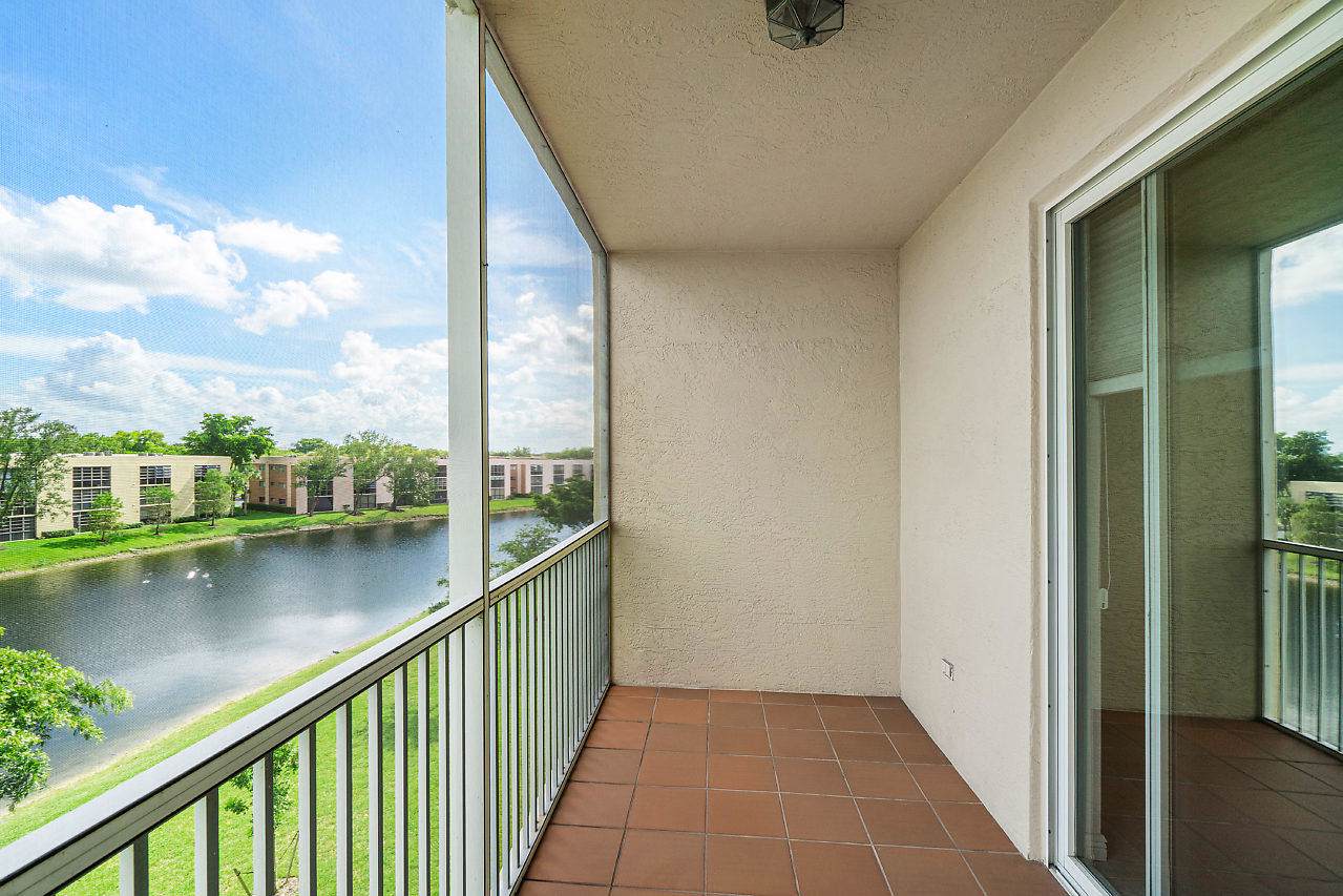 7611 Southampton Terrace - Photo 1 7611 Southampton Terrace - Photo 1