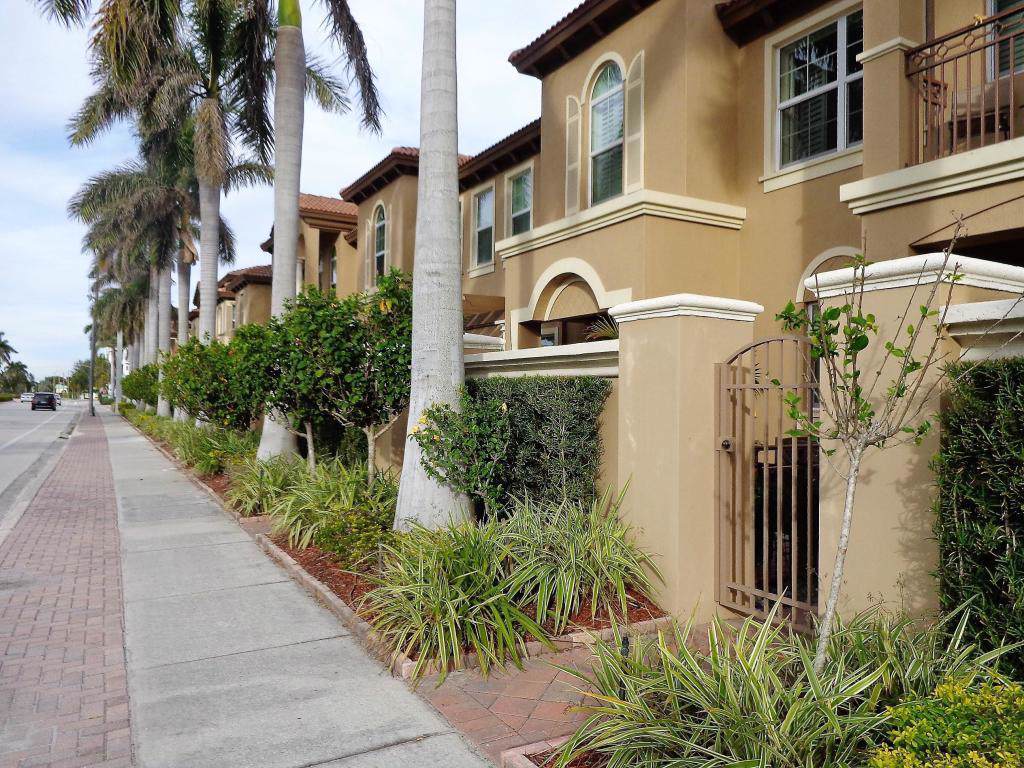3120 Waterside Circle - Photo 1