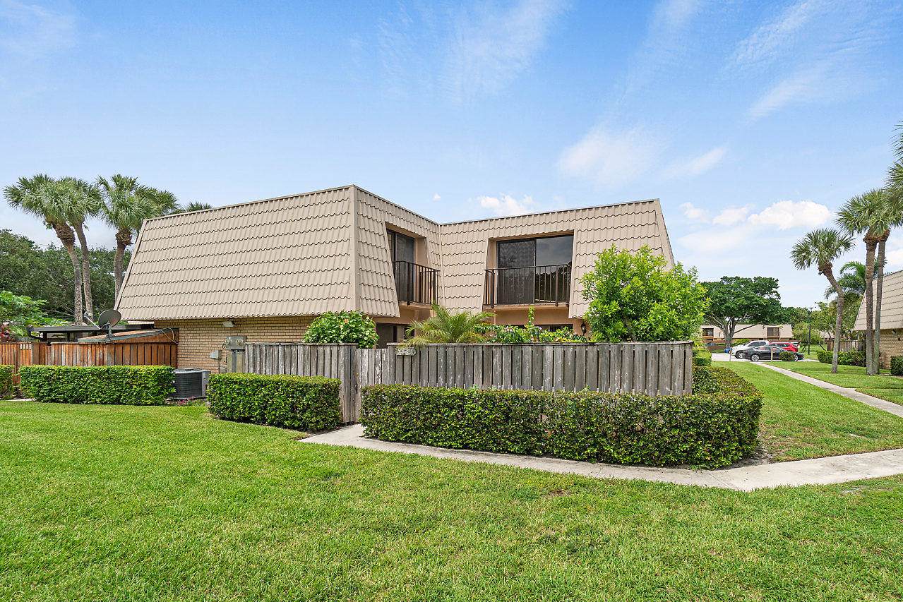5823 58th Way - Photo 1