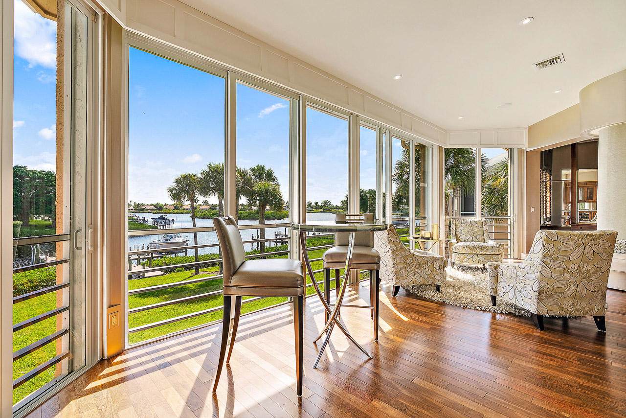 2103 Captains Way - Photo 1