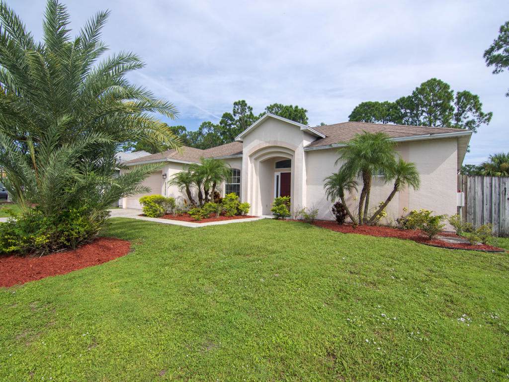 1531 Delos Avenue - Photo 1