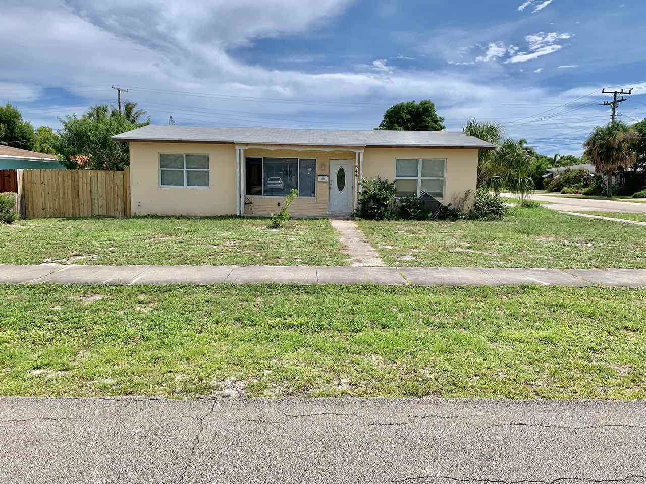 644 Evergreen Drive - Photo 1