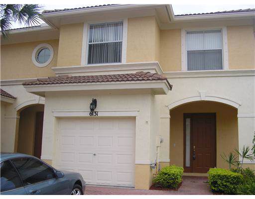 6131 Seminole Gardens Circle - Photo 1
