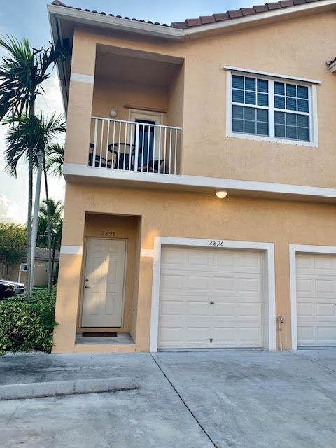 2896 Crestwood Terrace - Photo 1