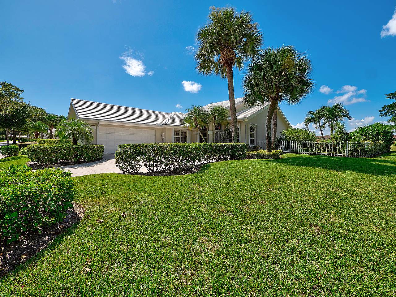 1565 Bear Island Drive - Photo 1