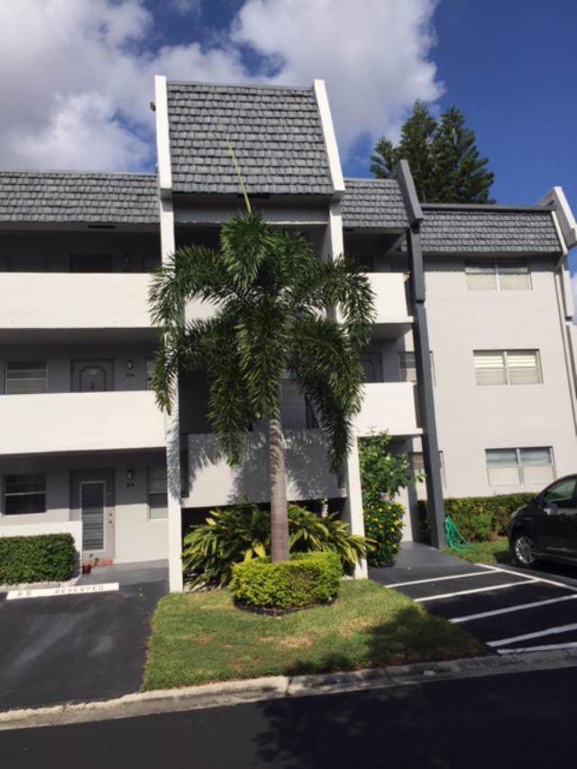 7867 Golf Circle Drive - Photo 1