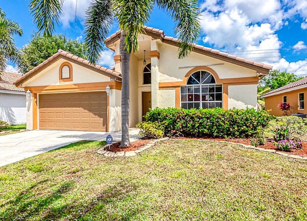 8564 Tourmaline Boulevard - Photo 1