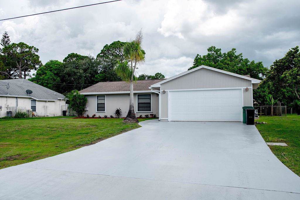 782 Avens Street - Photo 1 782 Avens Street - Photo 1