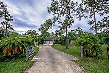 13576 46th Court - Photo 1