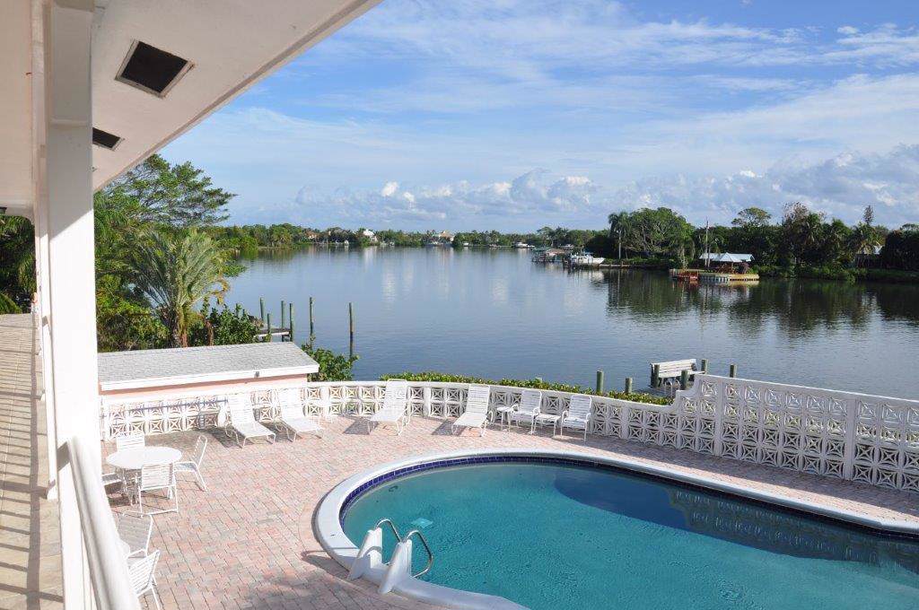 475 Tequesta Drive - Photo 1