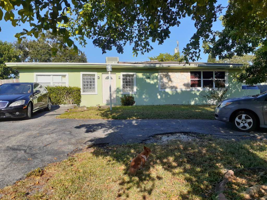 6691 Westview Drive - Photo 1