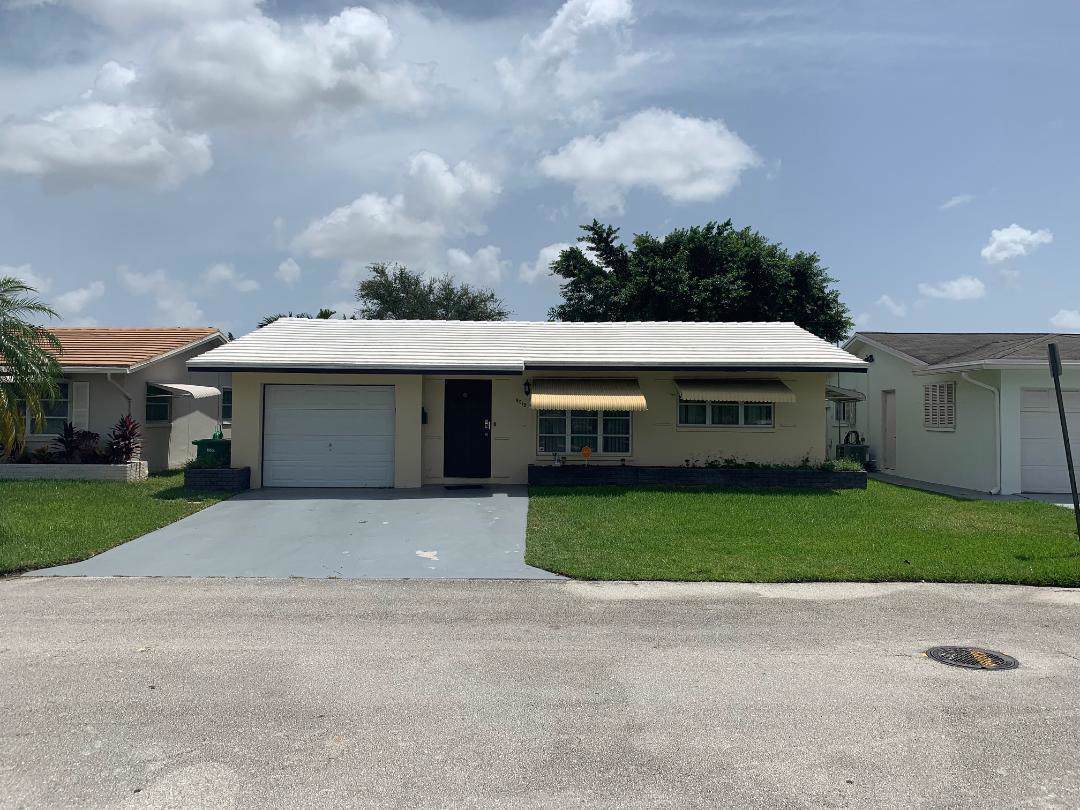 5610 49th Way - Photo 1