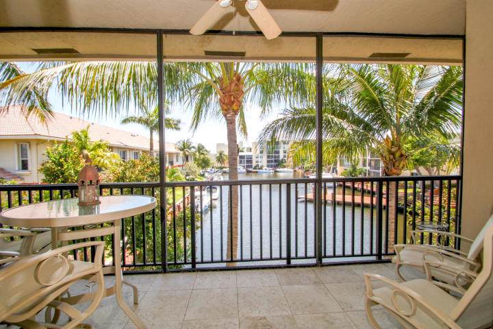 24 Royal Palm Way - Photo 1