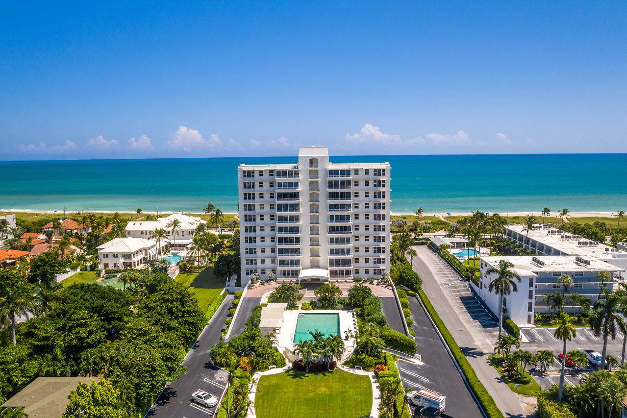 200 Ocean Boulevard - Photo 1