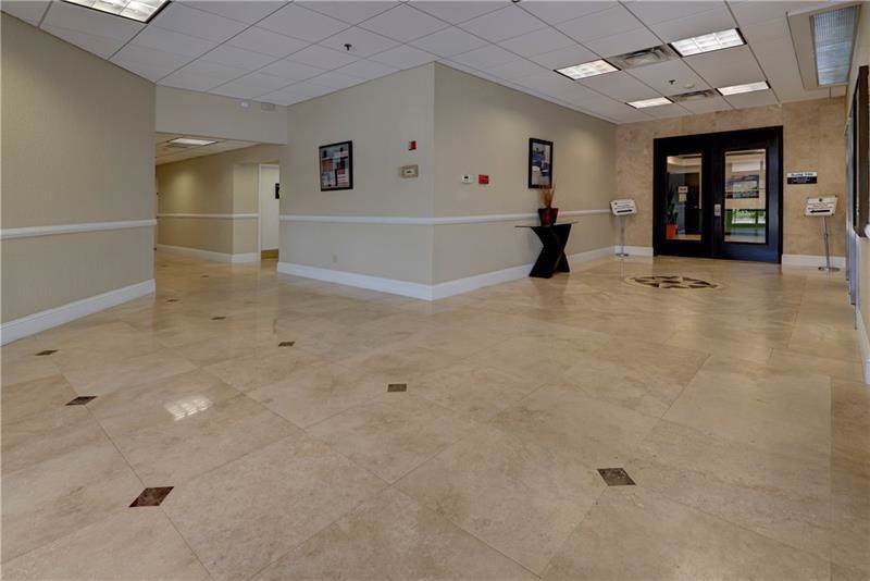 2701 Oakland Park Boulevard - Photo 1
