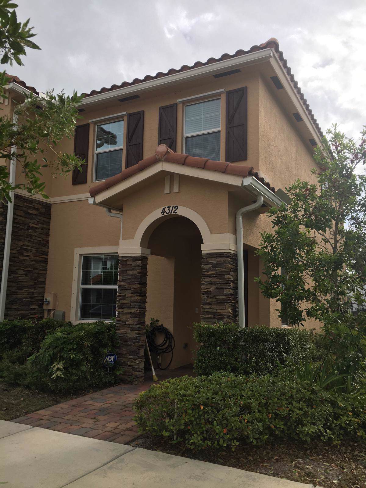 4312 Maybelle Lane - Photo 1