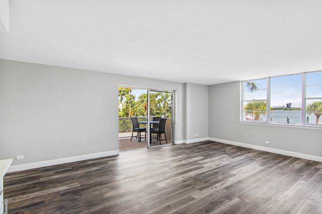 2800 Flagler Drive - Photo 1