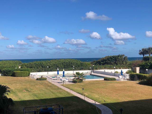 33 Ocean Avenue - Photo 1