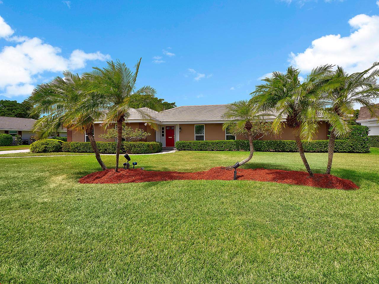 369 Country Club Drive - Photo 1