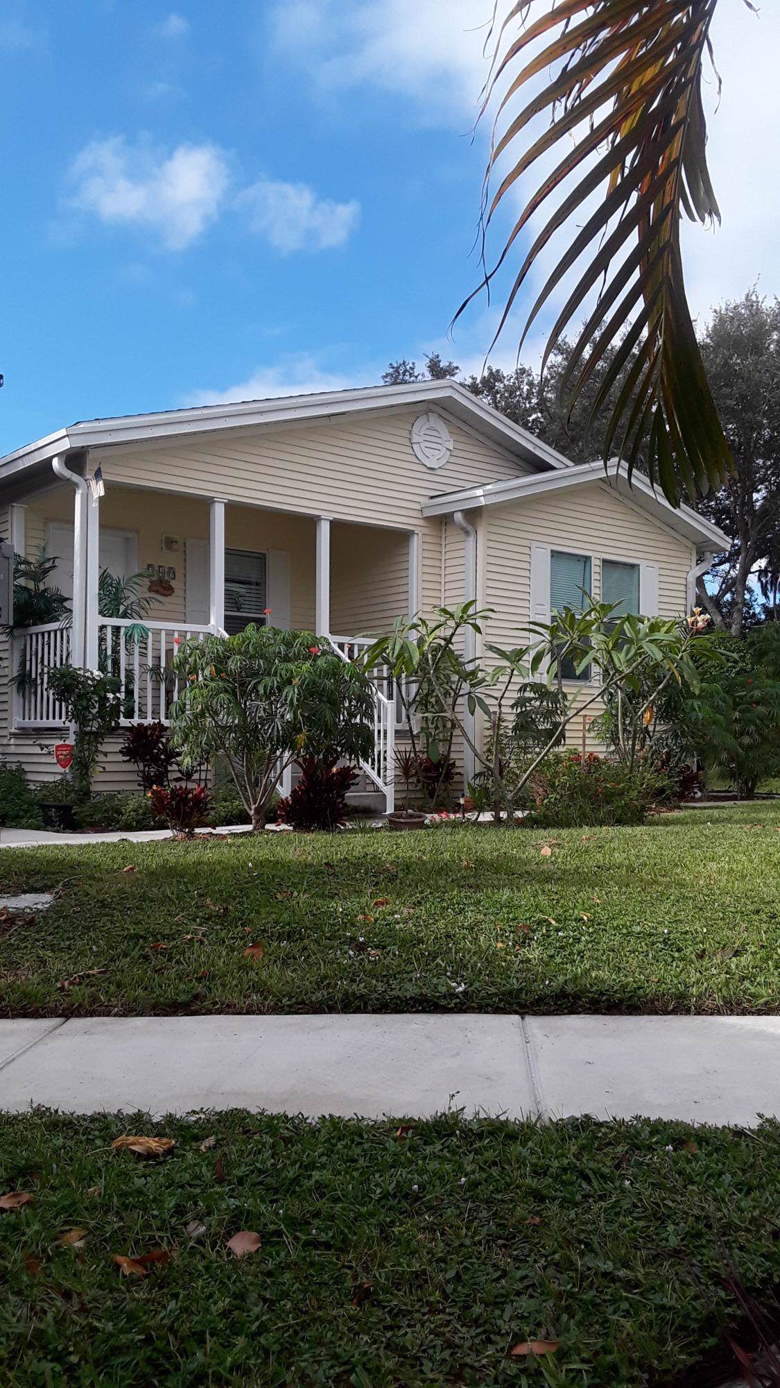 2555 Pga Boulevard - Photo 1