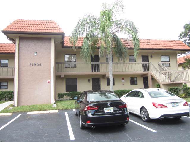 21906 Lake Forest Circle - Photo 1