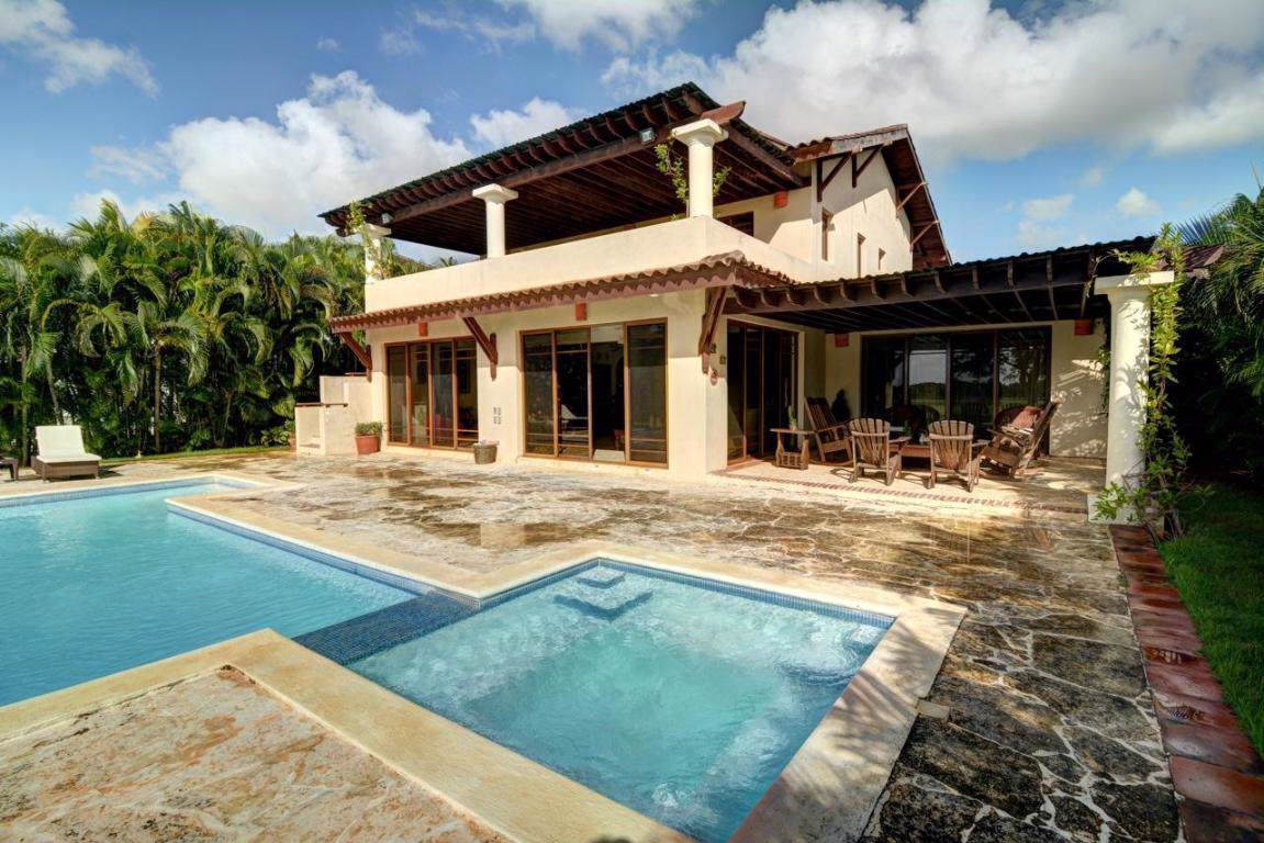 7 Polo Villas - Photo 1