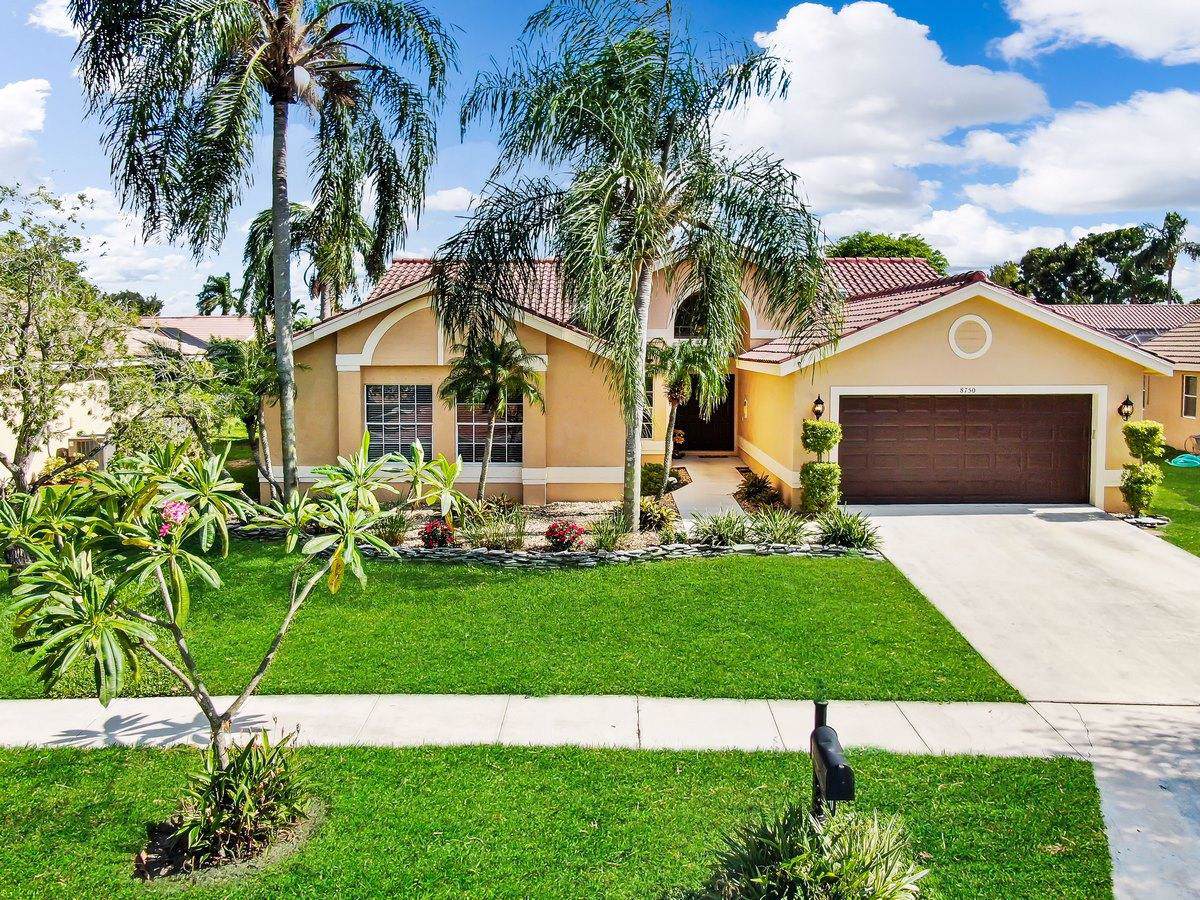8750 Indian River Run - Photo 1