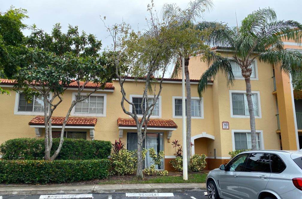 140 Yacht Club Way - Photo 1